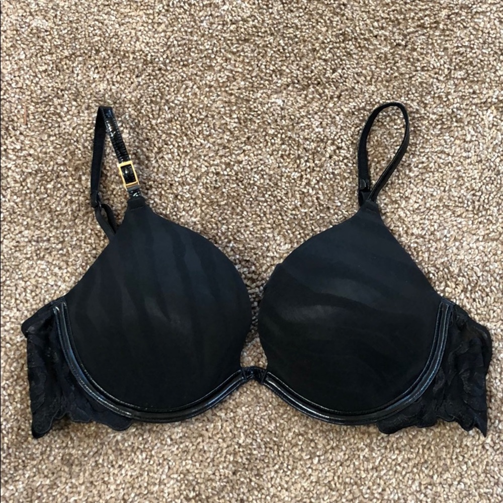 BNWT Victorias’s Secret Black Push Up Bra
